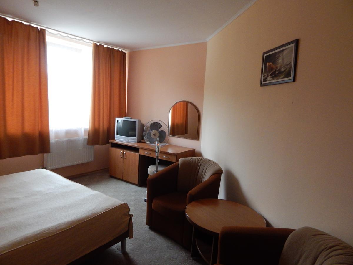 Karpaty Viking Motel Nizhneye Sinevidnoye Dış mekan fotoğraf