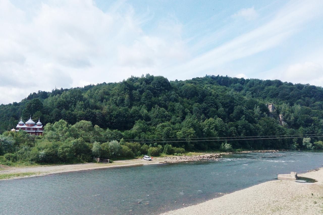 Karpaty Viking Motel Nizhneye Sinevidnoye Dış mekan fotoğraf